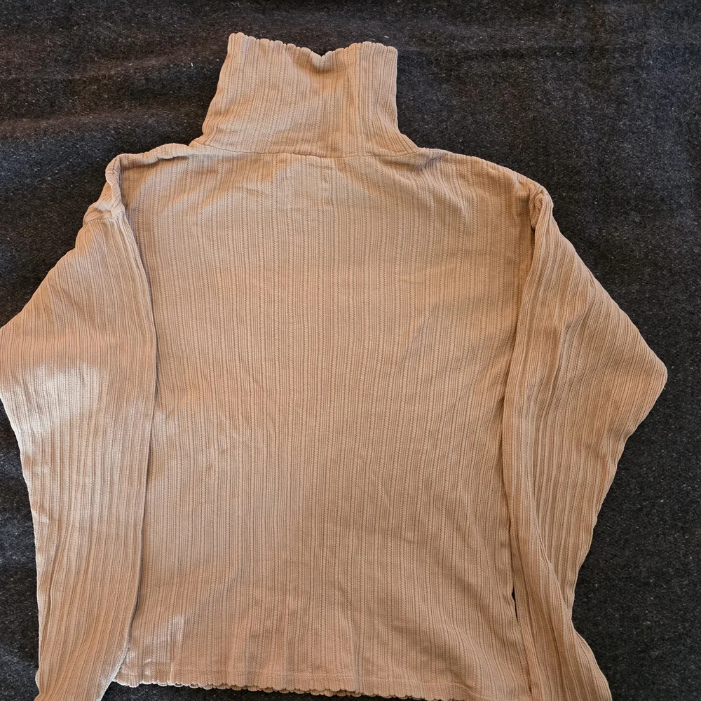 Rudy Jude Beige Ribbed Long Sleeve Top - Picture 2 of 7